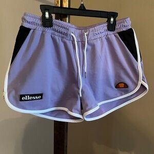 ellesse shorts NWT size L